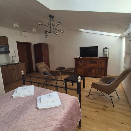Aparthotel Miodowa 25 كراكوفيا المظهر الخارجي الصورة